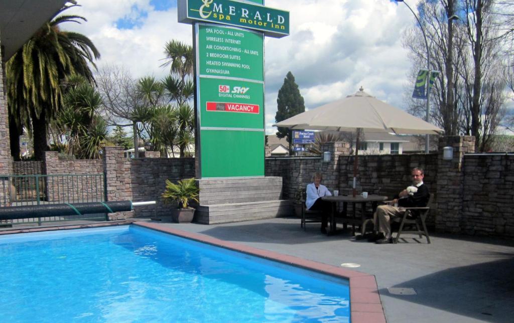 Stay 284 Rotorua - Refurbished Modern Accommodation Екстериор снимка