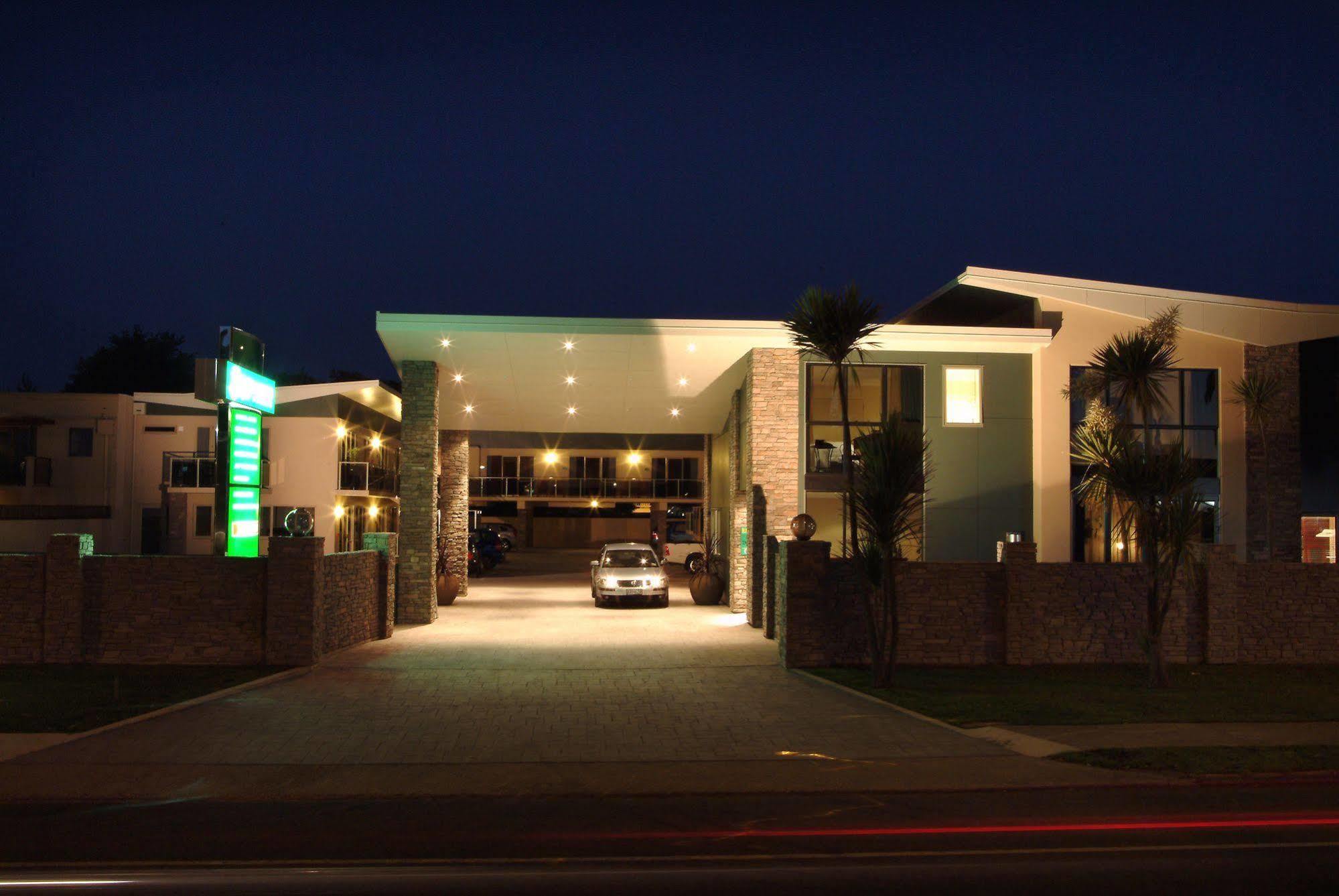 Stay 284 Rotorua - Refurbished Modern Accommodation Екстериор снимка